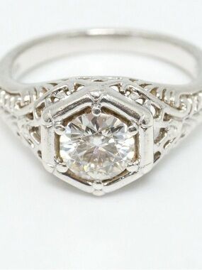Sterling Silver Filigree Round CZ Ring 💍